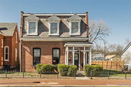 1411 N 2nd St, Saint Charles, MO, 63301-2107 | Card Image