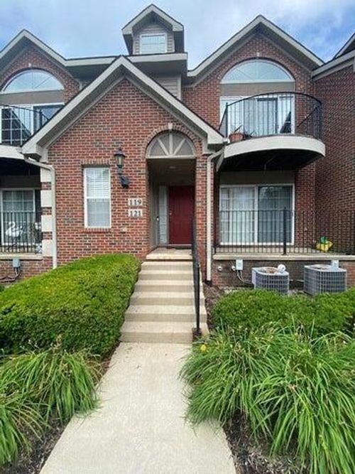 119 W Oakbrook Dr, Ann Arbor, MI, 48103-2254 | Card Image