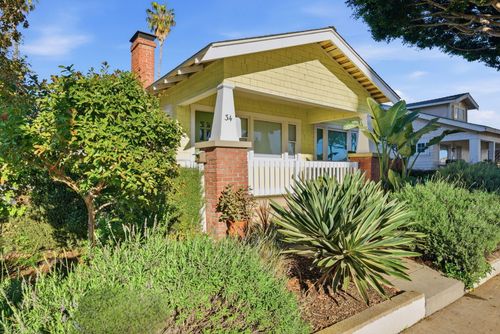 34 N Milpas St, Santa Barbara, CA, 93103-3302 | Card Image