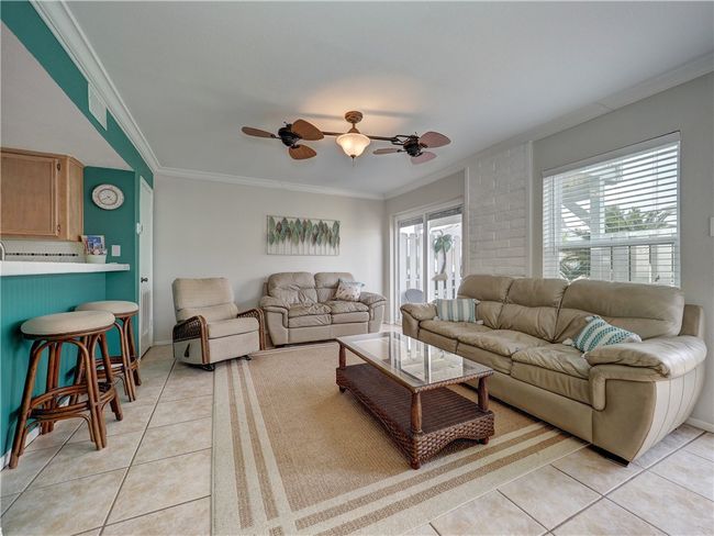 APT-133 - 4901 State Highway 361, Condo with 2 bedrooms, 2 bathrooms and null parking in Port Aransas TX | Image 6