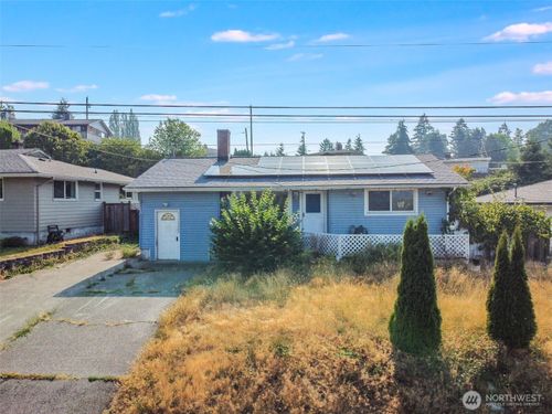 232 Bridge Way, Everett, WA, 98201-1132 | Card Image
