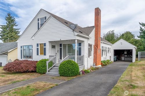 475 S 2nd St, Cathlamet, WA, 98612-3201 | Card Image