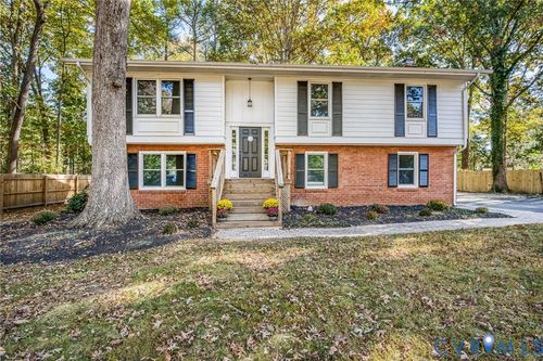 2721 Penrose Dr, North Chesterfield, VA, 23235-2737 | Card Image
