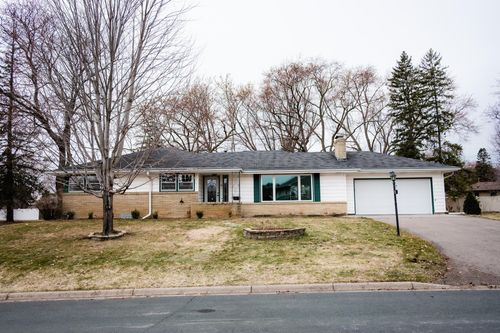 9216 Upton Ave S, Bloomington, MN, 55431-2152 | Card Image