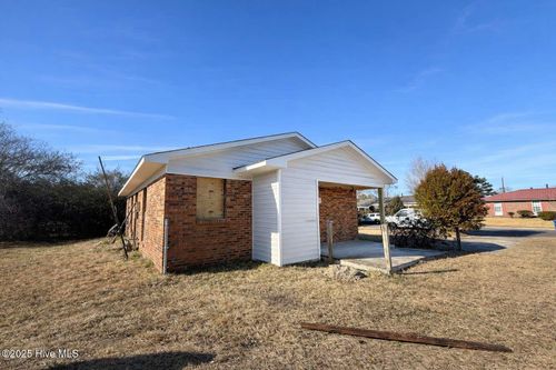 2606 Robeson St, Wilmington, NC, 28405-1930 | Card Image