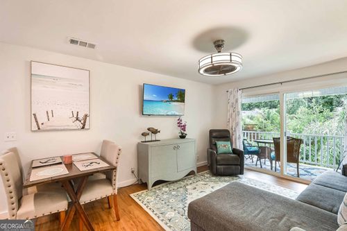 850 Mallery St, Saint Simons Island, GA, 31522-4012 | Card Image