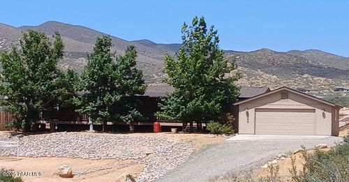 17985 E Hunter Ln, Dewey-Humboldt, AZ, 86327-7429 | Card Image