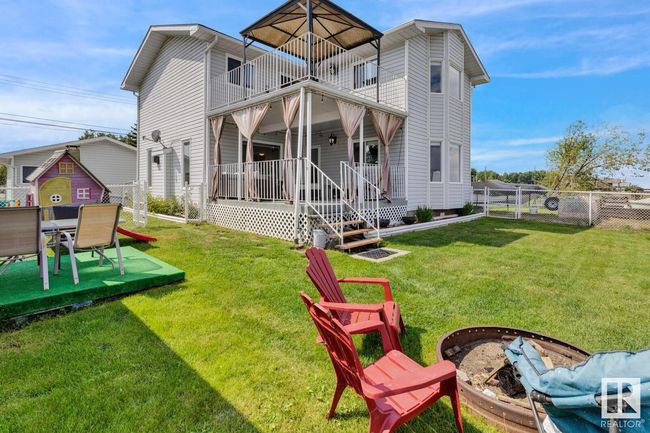 6510 50 Ave, House other with 4 bedrooms, 3 bathrooms and null parking in Alberta Beach AB | Image 5