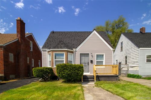 19479 Helen St, Detroit, MI, 48234-3080 | Card Image