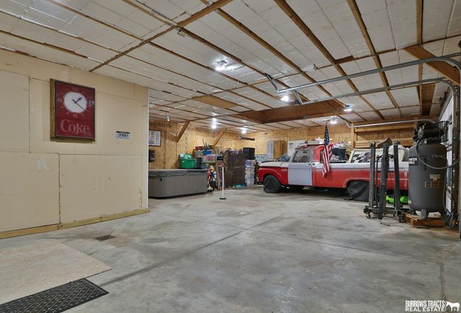 21806 S 190 Th St, House other with 3 bedrooms, 3 bathrooms and 2 parking in Adams NE | Image 55