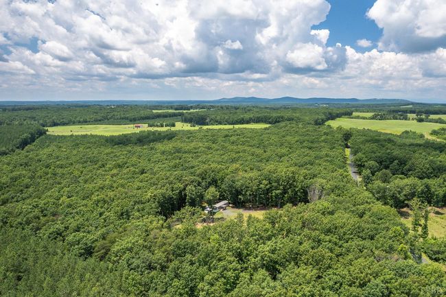 7515 New Chapel Rd, House other with 3 bedrooms, 2 bathrooms and null parking in Spout Spring VA | Image 34