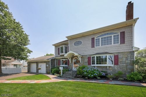 44 Shetland Dr, Clark, NJ, 07066-2329 | Card Image
