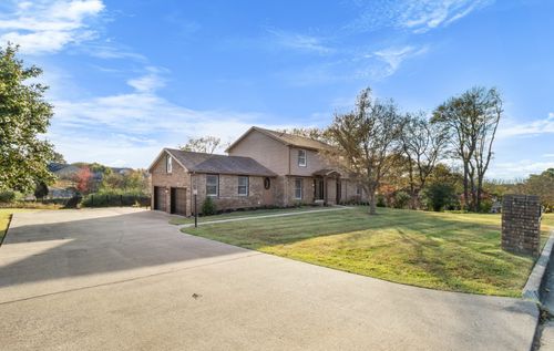 2206 Springlot Rd, Clarksville, TN, 37043 | Card Image