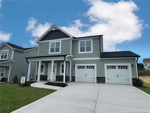 172 London Dr, Raeford, NC, 28376-4414 | Card Image