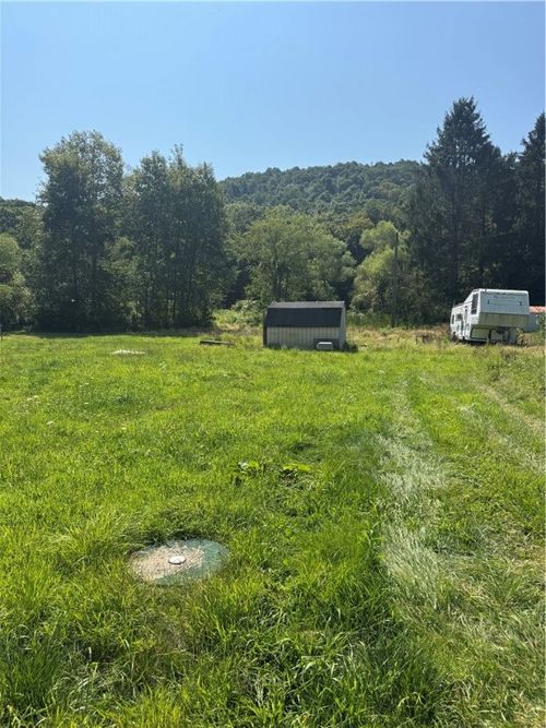 126 Hillview Ln, Melcroft, PA, 15462-1008 | Card Image