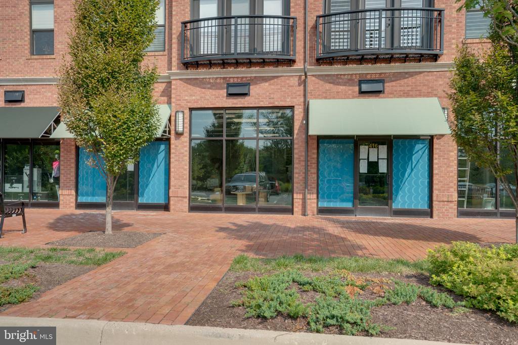 Commercial Sale in LEESBURG 4