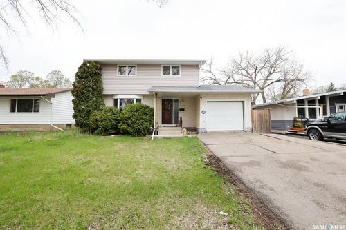 3068 Grant Rd, Regina, SK, S4S5G7 | Card Image