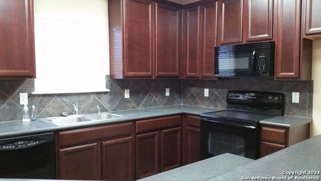 14031 Jubilee Way, House other with 3 bedrooms, 3 bathrooms and null parking in Helotes TX | Image 8