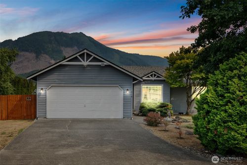 618 Tamara Ln, Darrington, WA, 98241-7701 | Card Image