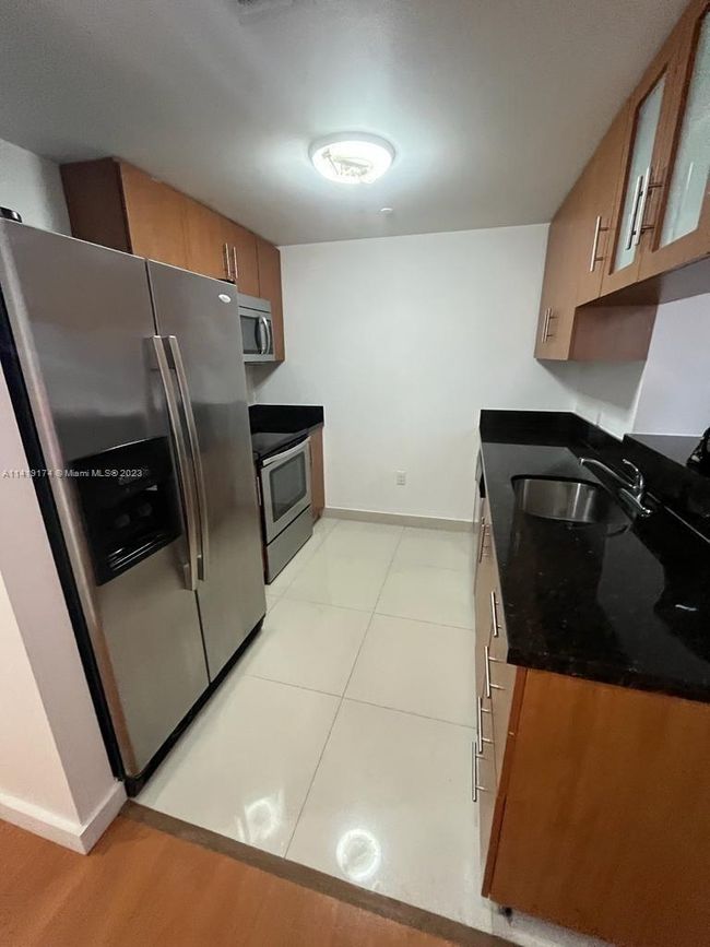 APT-1707 - 601 Ne 23 Rd St, Condo with 1 bedrooms, 1 bathrooms and null parking in Miami FL | Image 8