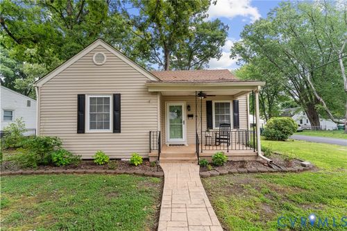 2 W Sedgwick St, Sandston, VA, 23150-1519 | Card Image