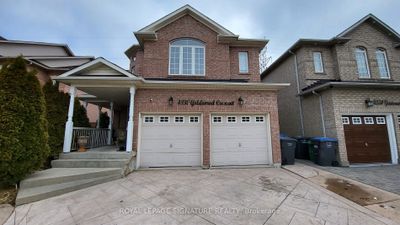 4330 Goldenrod Cres, House other with 5 bedrooms, 4 bathrooms and 4 parking in Mississauga ON | Image 3