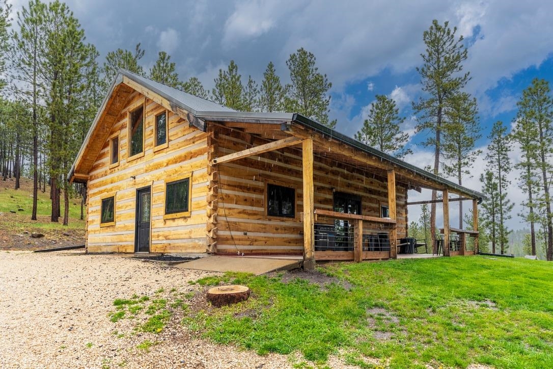 Custer Limestone Rd, Custer, SD 57730