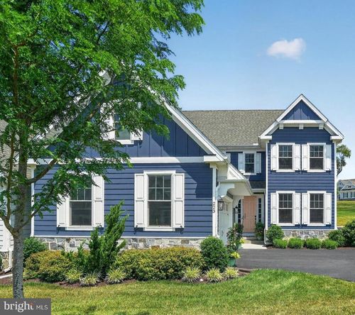 223 Daylesford Ct, KENNETT SQUARE, PA, 19348-1202 | Card Image