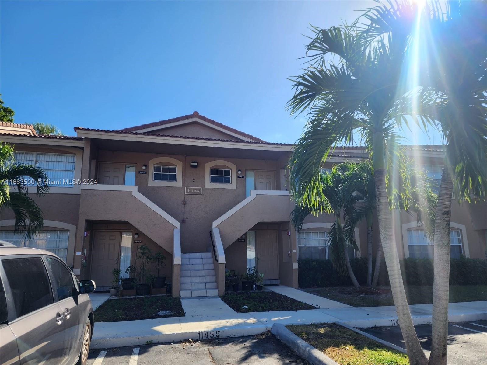 42nd St, Coral Springs, FL 33065