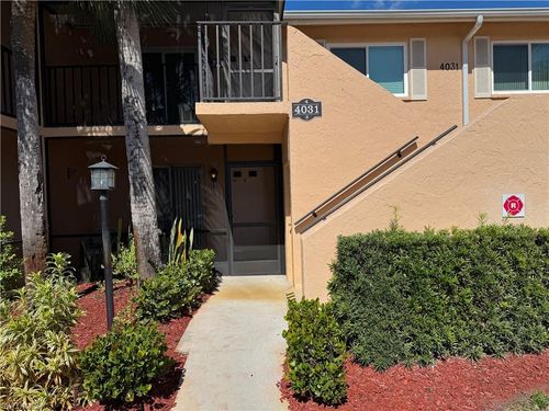 3303-4031 Ice Castle Way, NAPLES, FL, 34112-5091 | Card Image