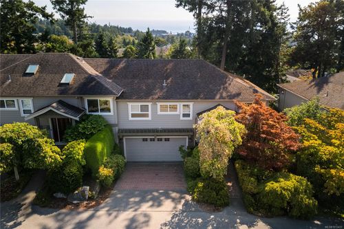 58-118 Aldersmith Pl, View Royal, BC, V9A7M9 | Card Image