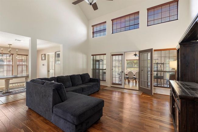 Notice how many windows this space has. | Image 9