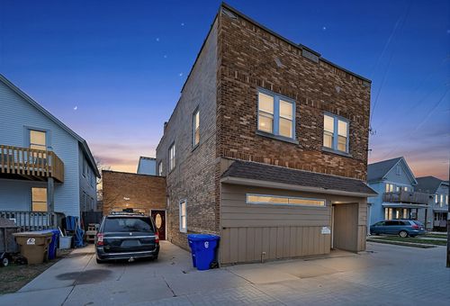 3828 14th Ave, Kenosha, WI, 53140-2431 | Card Image