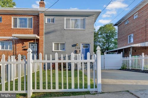 728 Neptune Ave, OXON HILL, MD, 20745-2022 | Card Image