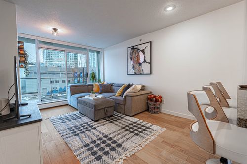1003-688 Abbott St, Vancouver, BC, V6B0B9 | Card Image