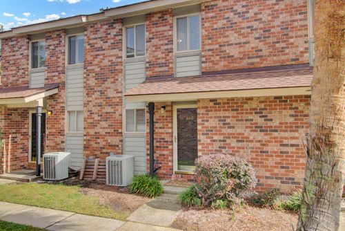 402 Andrea Ln, Hanahan, SC, 29410-8627 | Card Image