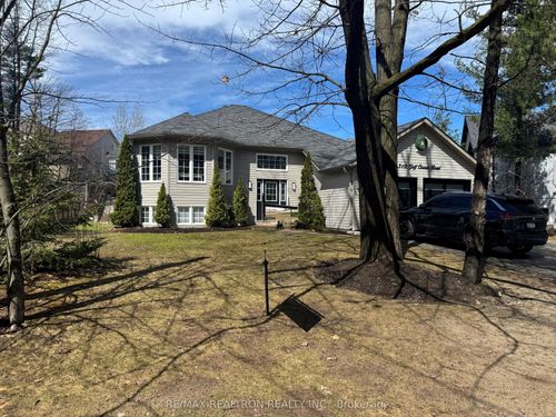 310 Golf Course Rd, Wasaga Beach, ON, L9Z1S5 | Card Image