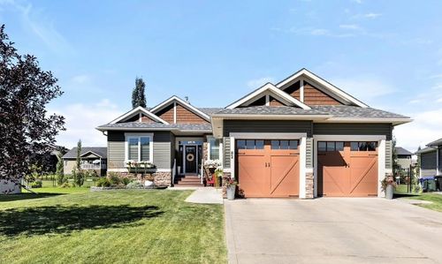 82 Briegel Rd, Olds, AB, T4H0C9 | Card Image
