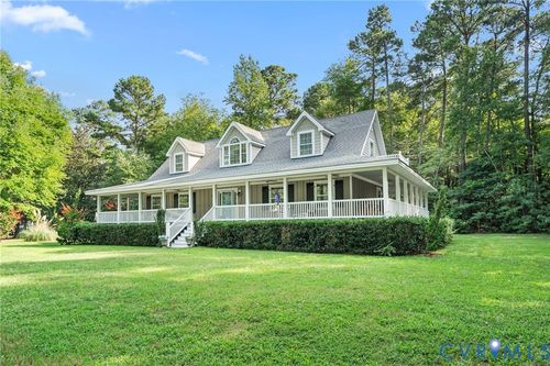 757 Horseshoe Bend Rd, Deltaville, VA, 23043-2391 | Card Image