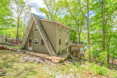 939 Flat Hollow Marina Rd, Speedwell, TN, 37870-8218 | Card Image