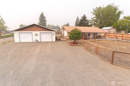 31 Sand Flat Rd, Omak, WA, 98841-9687 | Card Image