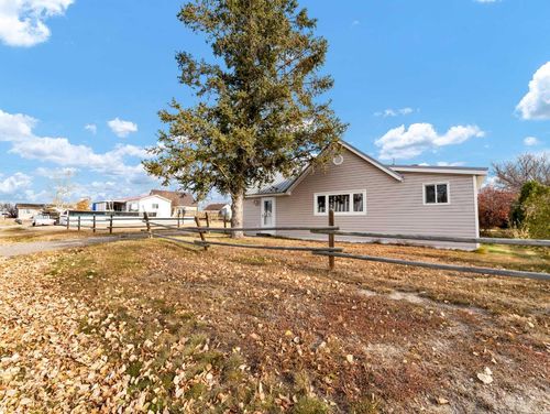 {{alt}} | Card Image