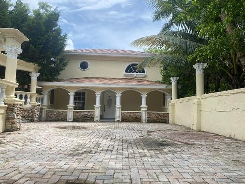 8090 Dillman Rd, West Palm Beach, FL, 33411-5402 | Card Image