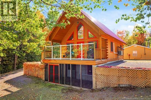 {{alt}} | Card Image