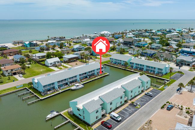 706 - 706 Lauderdale Dr, Condo with 2 bedrooms, 2 bathrooms and null parking in Rockport TX | Image 37