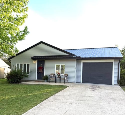 113 Dawn Ln, Waverly, OH, 45690-9663 | Card Image
