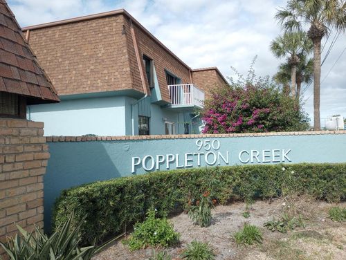 a21-950 S Kanner Hwy, Stuart, FL, 34994-3709 | Card Image