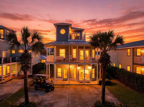 81 Mark St, Destin, FL, 32541-3570 | Card Image