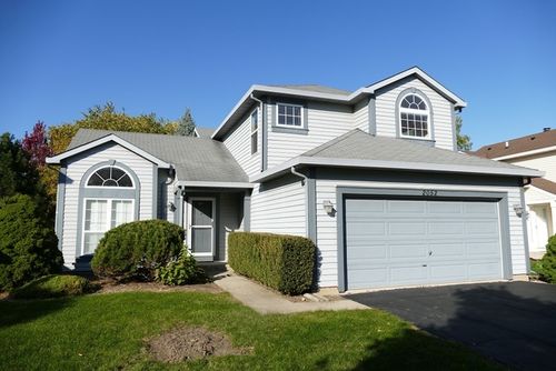 2052 Spice Cir, Naperville, IL, 60565-6807 | Card Image