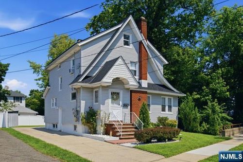 38 Shadyside Ave, Dumont, NJ, 07628-3610 | Card Image